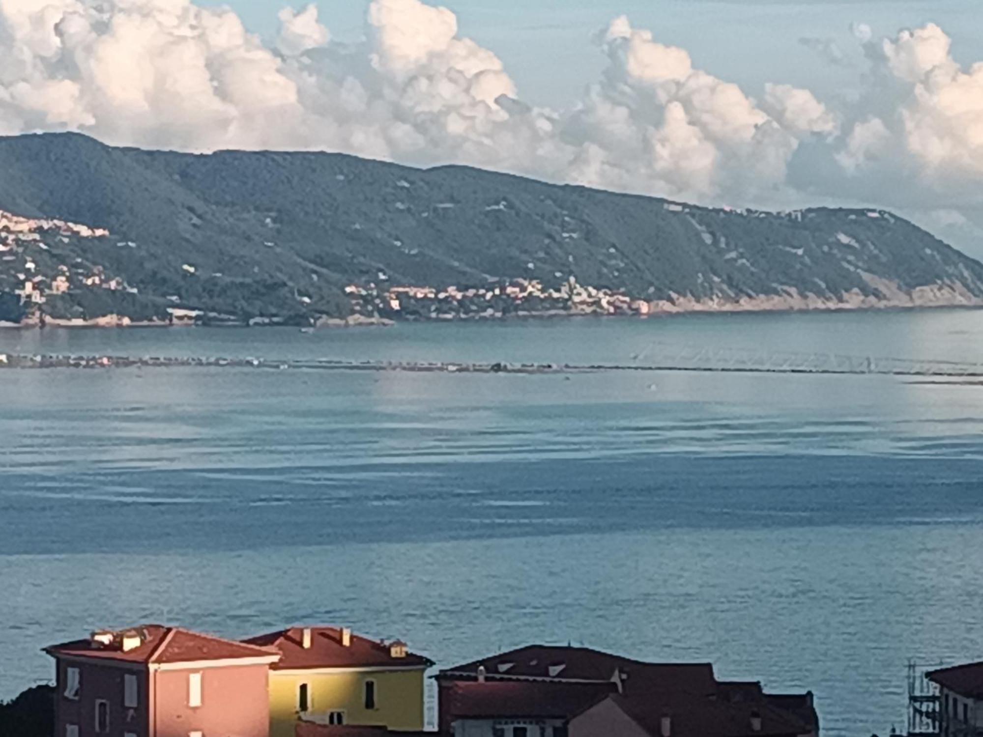 Appartamento Ca'di Gilbi e Pasqui La Spezia Esterno foto