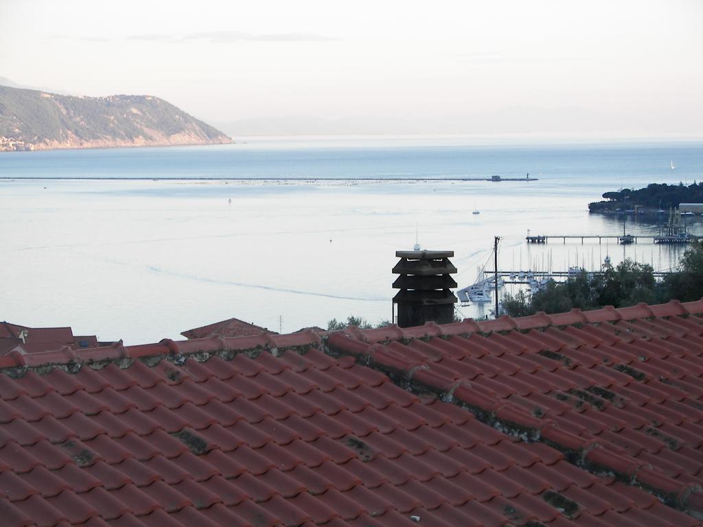 Appartamento Ca'di Gilbi e Pasqui La Spezia Esterno foto